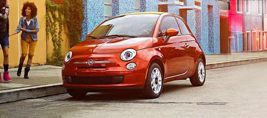 Gaya Nggak Harus Gede Fiat 500C Buktikan Pesonanya!