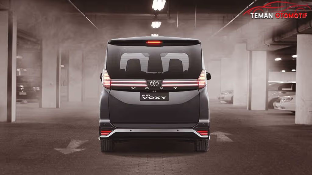 Toyota Voxy Kombinasi Nyaman, Gagah, dan Teknologi Canggih