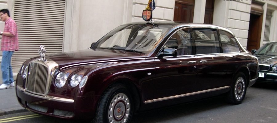 Kemewahan Cantik Bentley State Limousine 2001