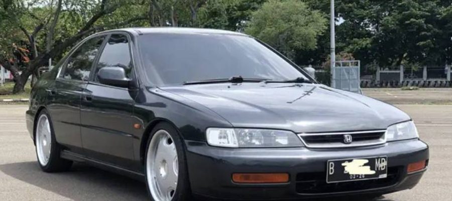 Honda Accord 5 Model Tua dalam Ikon Otomotif