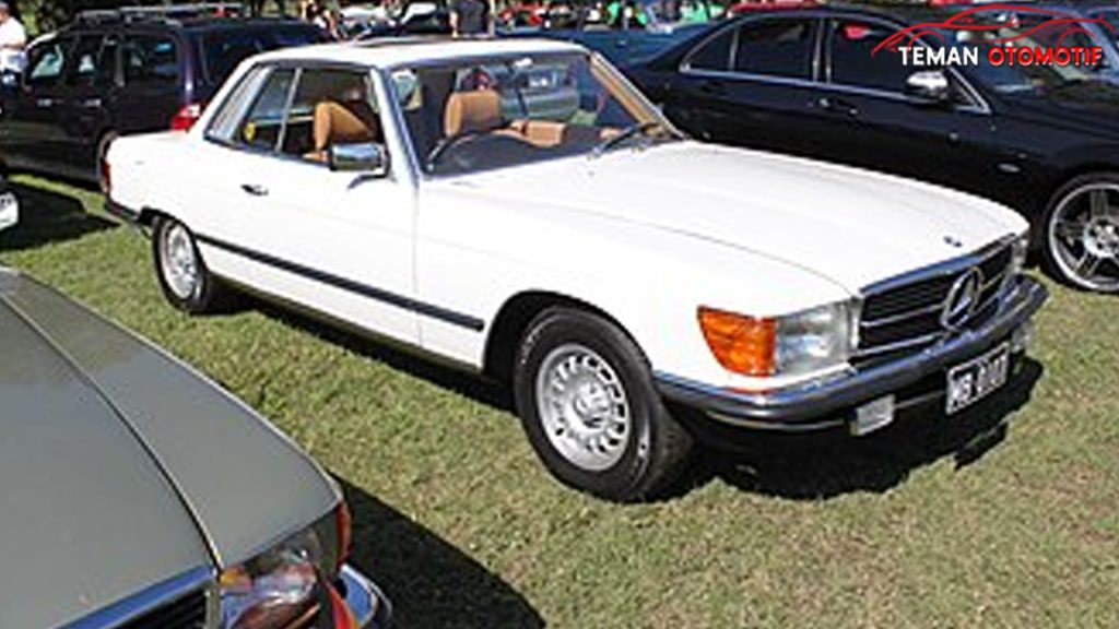 Mercedes Benz 450 SLC Klasik, Stylish, dan Tetap Memikat