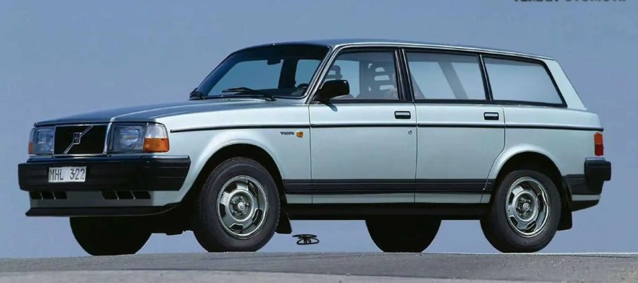 Volvo 240 Kombinasi Klasik dan Performa Cerdas