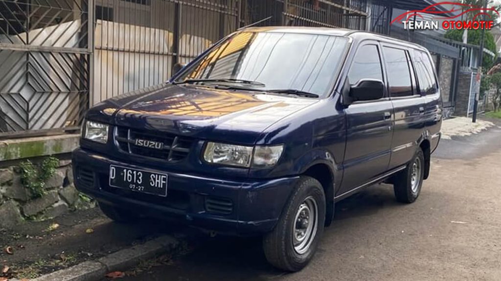 Isuzu Panther 1 Legenda MPV yang Tetap Eksis