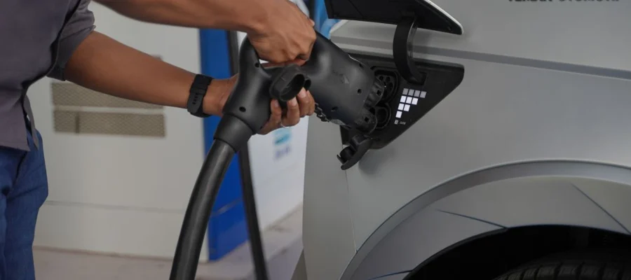 Mobil Listrik Ambyar 55 Total Banget Banget