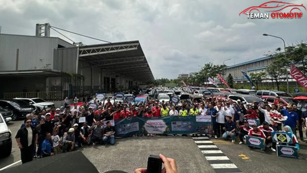 Mudik Daihatsu 740: Lebaran dalam Komu