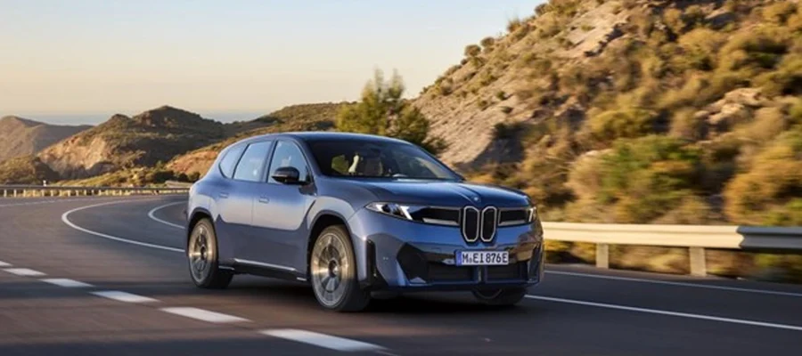 Mobil Listrik Keren BMW iX3 Segera Hadir di RI!