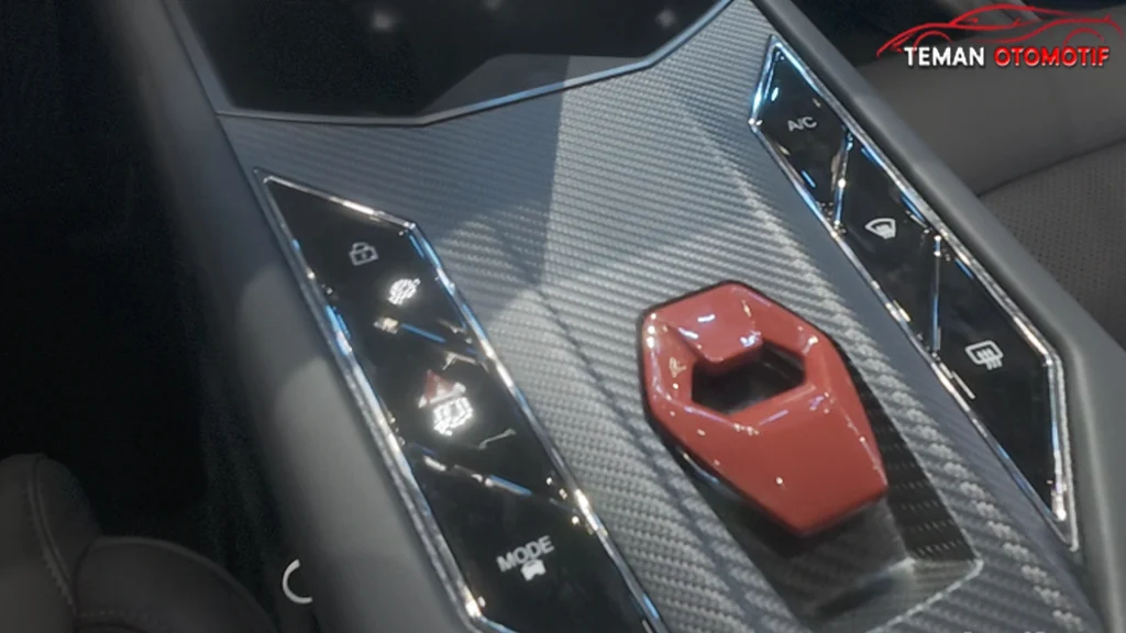 Omoda O4 Meluncur: SUV Tajam Masa Depan